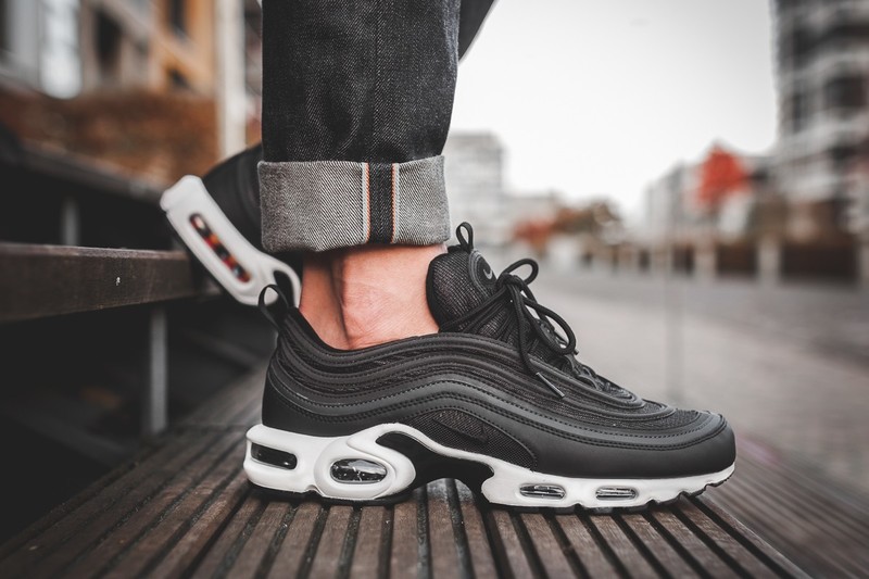 Nike tuned best sale 97 black